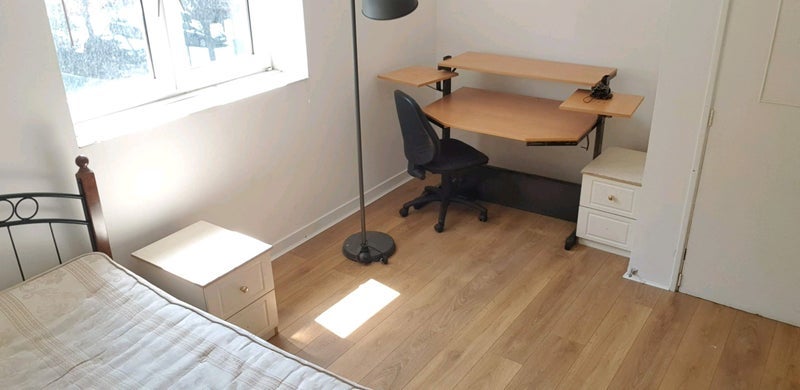 Room Woodseer Street in Greater London