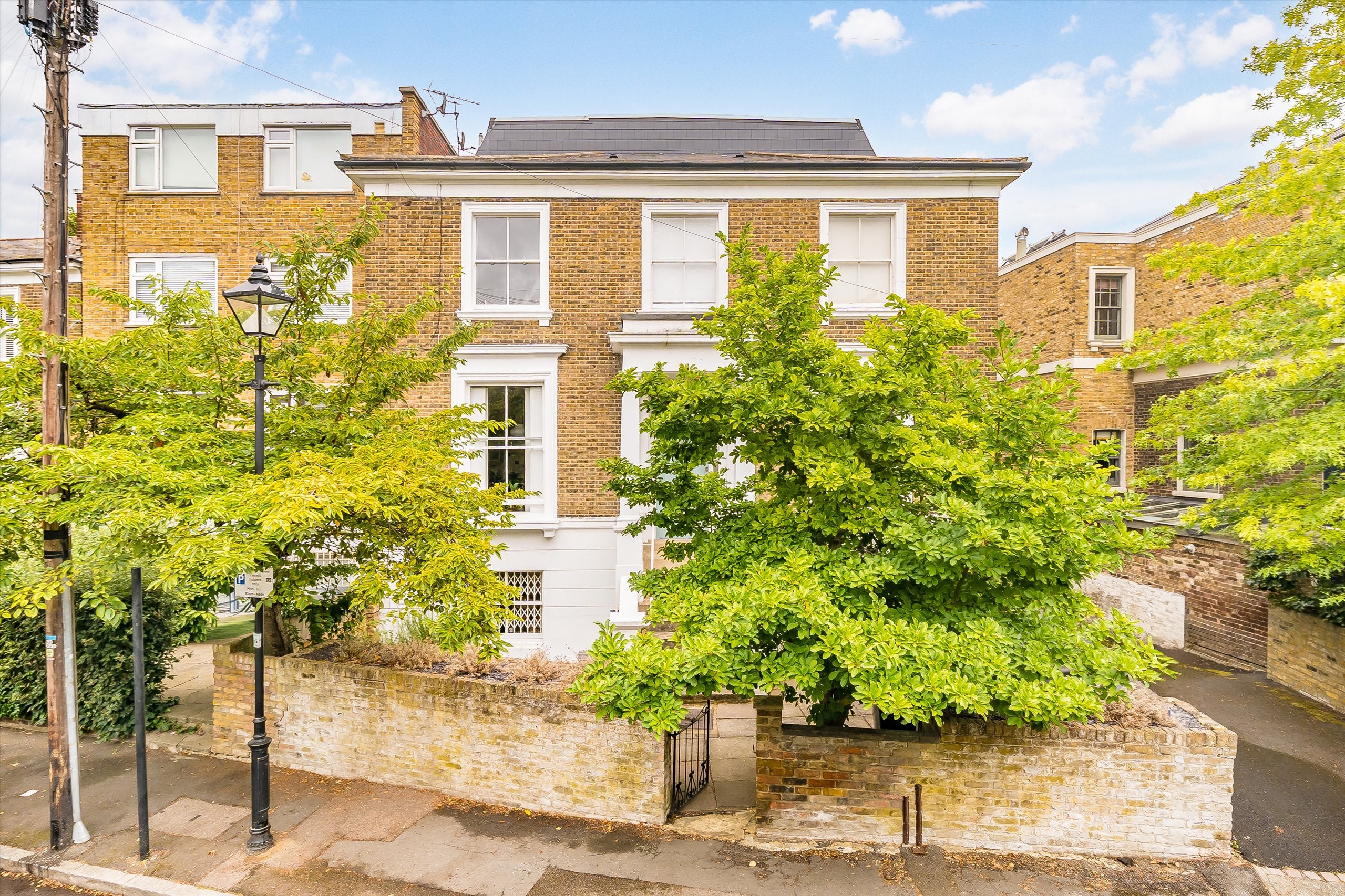 Flat Northbourne Road in Greater London