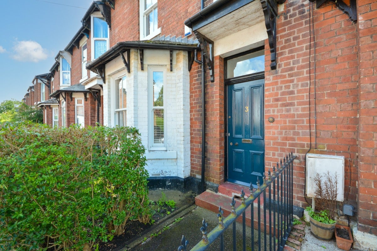 Room Mistletoe Road in Newcastle upon Tyne