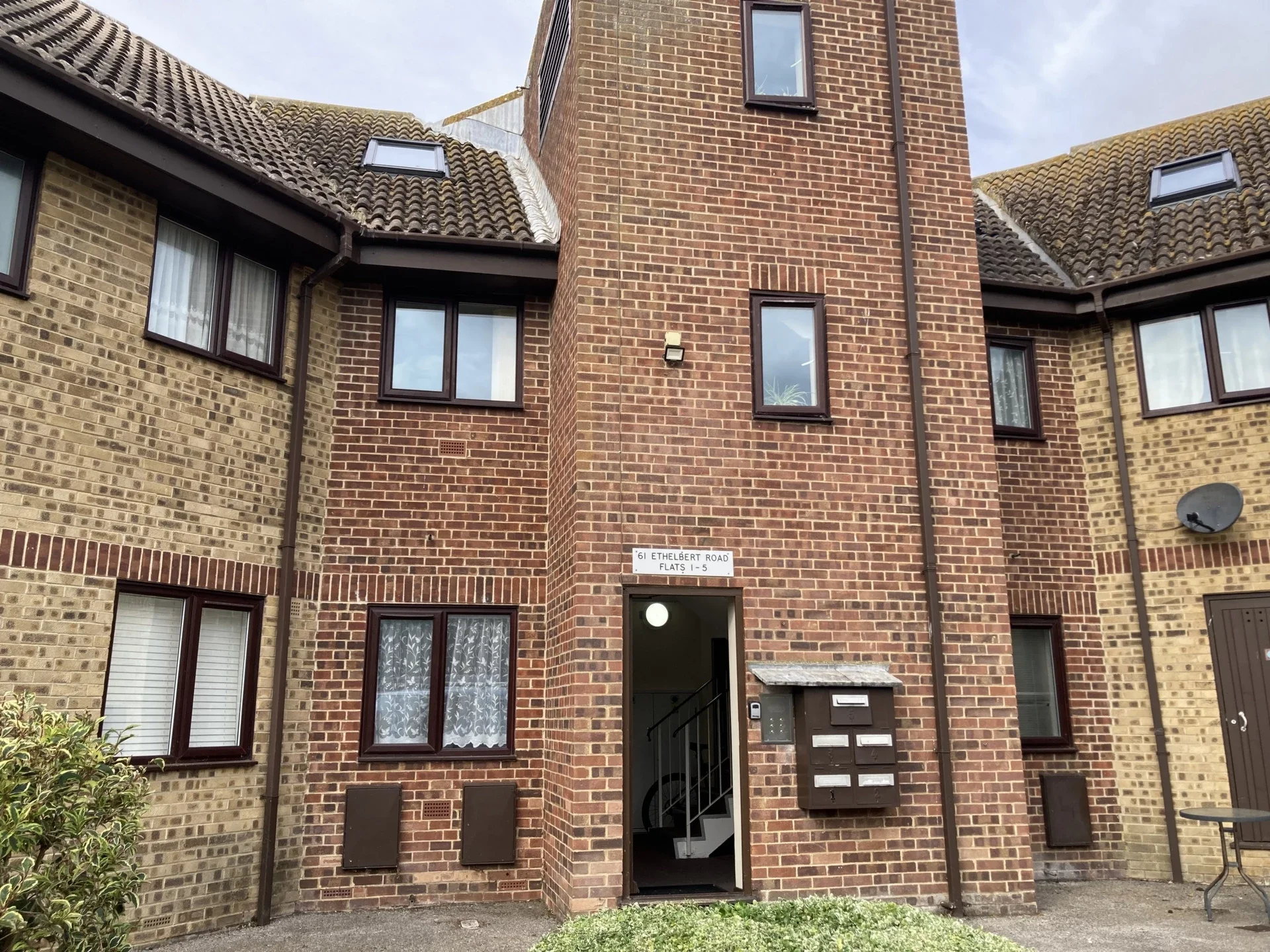 Flat Ethelbert Road in Thanet