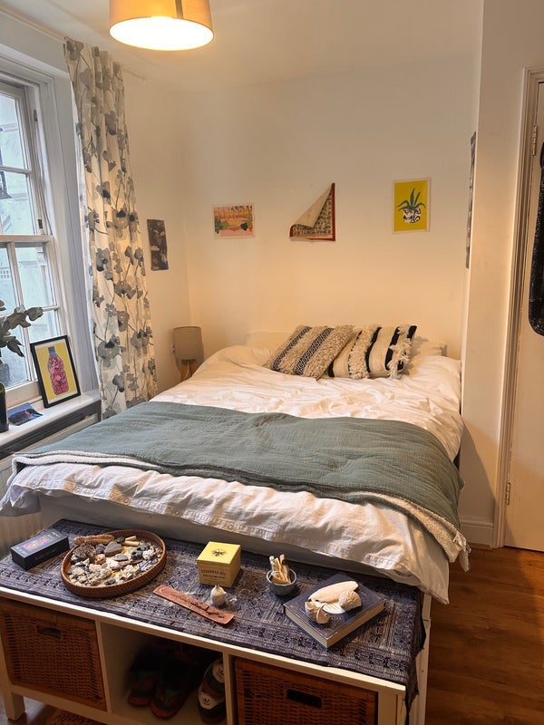Room Warneford Street in Greater London