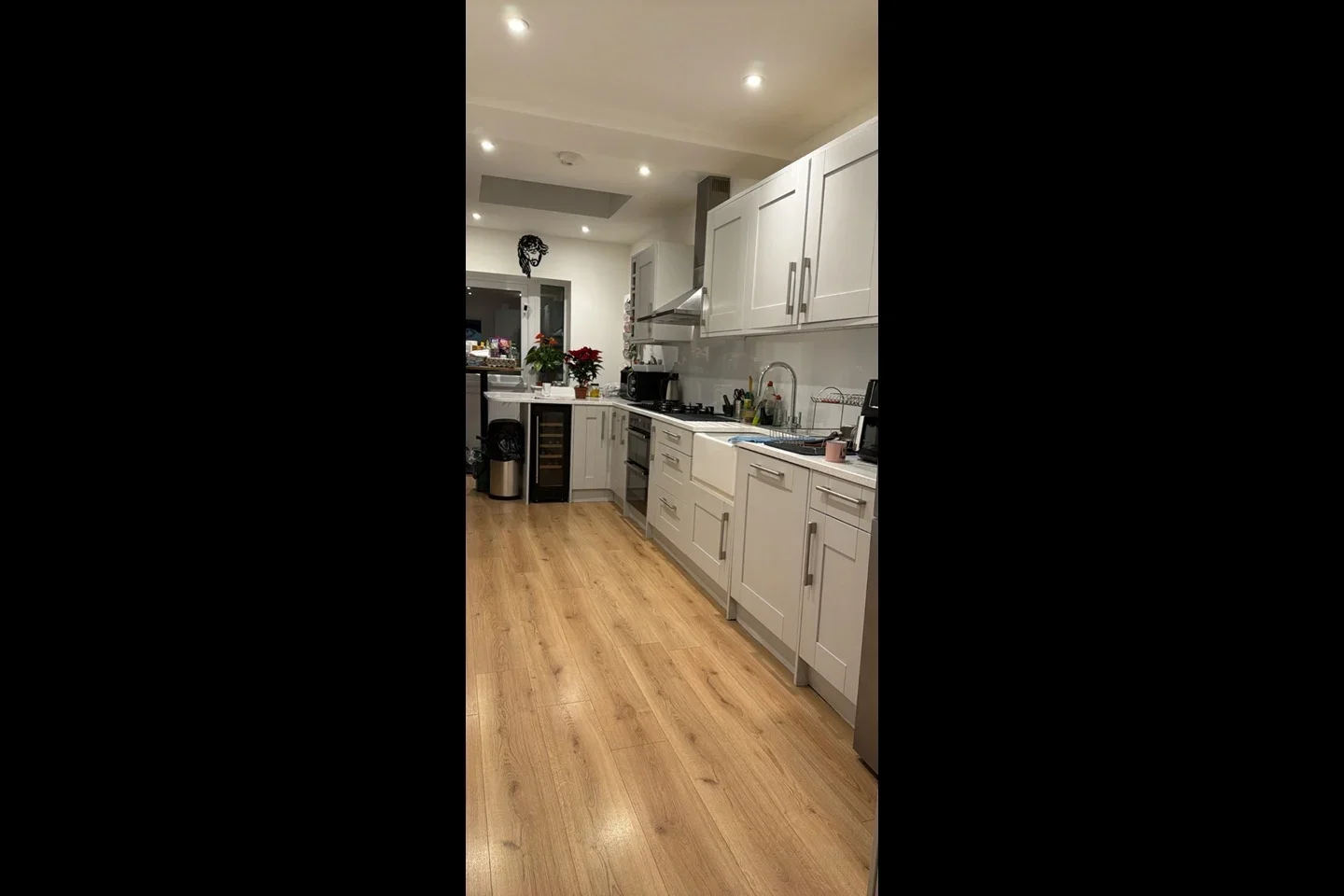 Room Park Way in Greater London