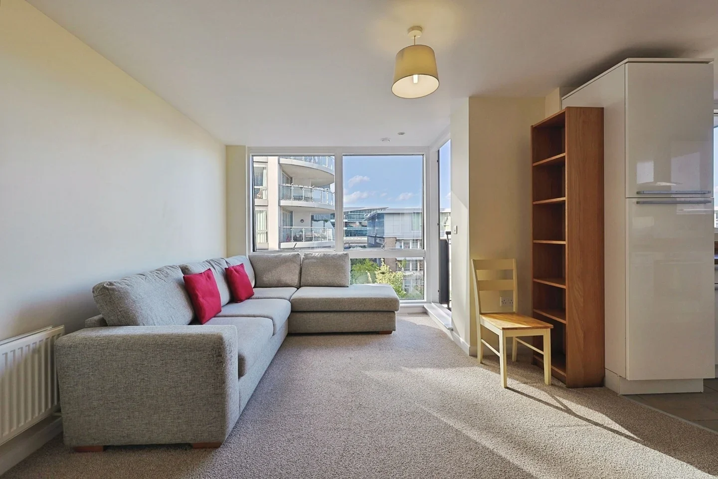 Flat Great West Road in Greater London