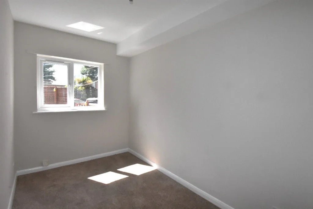 Flat Southcoates Avenue in Hull