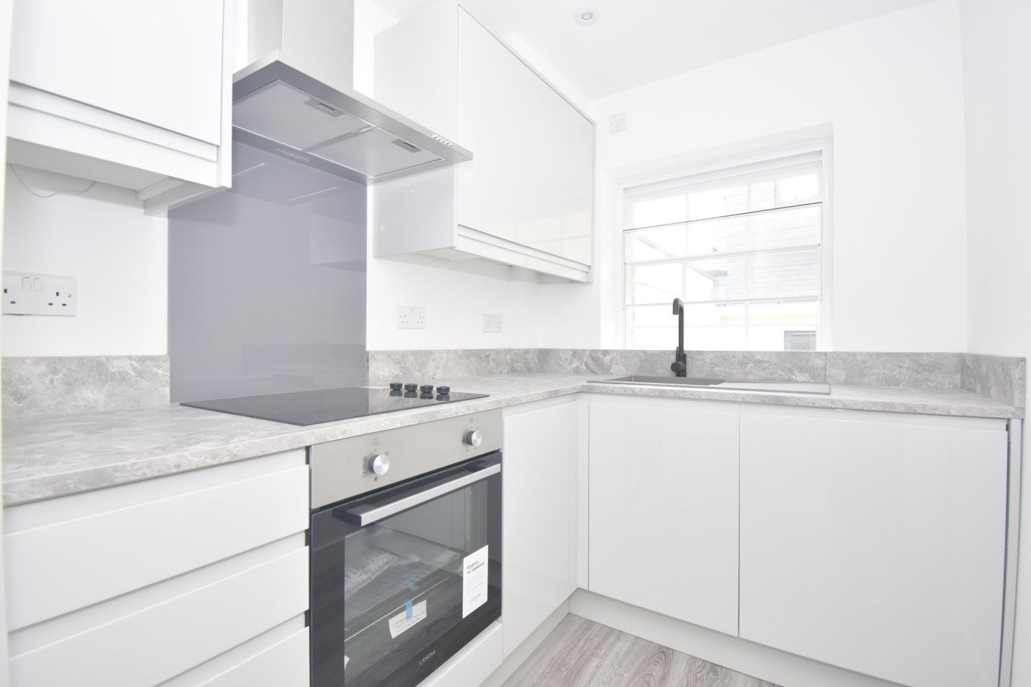 Flat Harmer Street in Gravesham