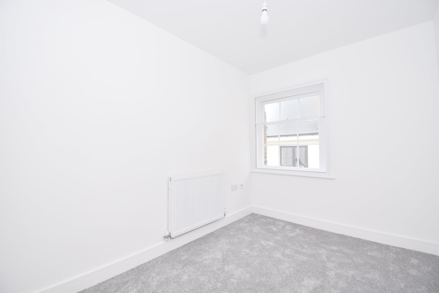 Flat Harmer Street in Gravesham