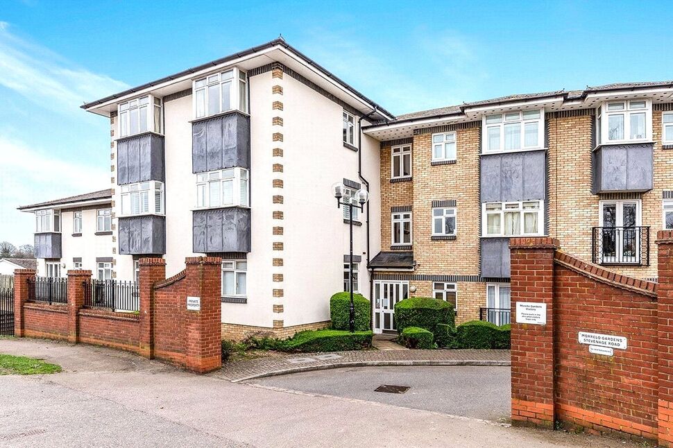 Flat Morello Gardens in North Hertfordshire