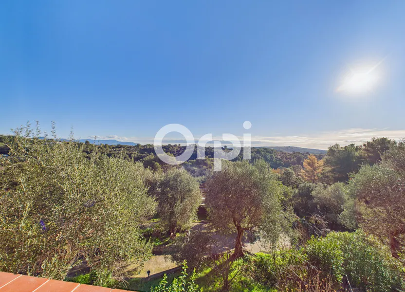 Appartement Chemin de la Désirée à Roquefort-les-Pins