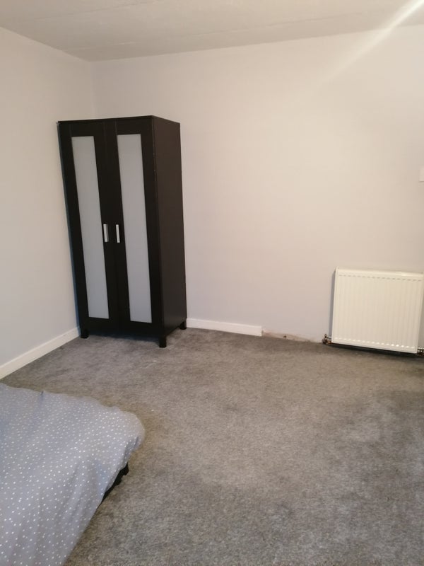 Room Chestnut Grove in Pumpherston