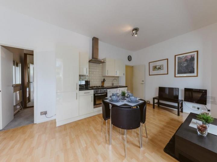 Flat Northey Street in Greater London
