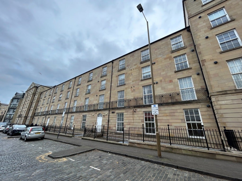 Flat East London Street in City of Edinburgh