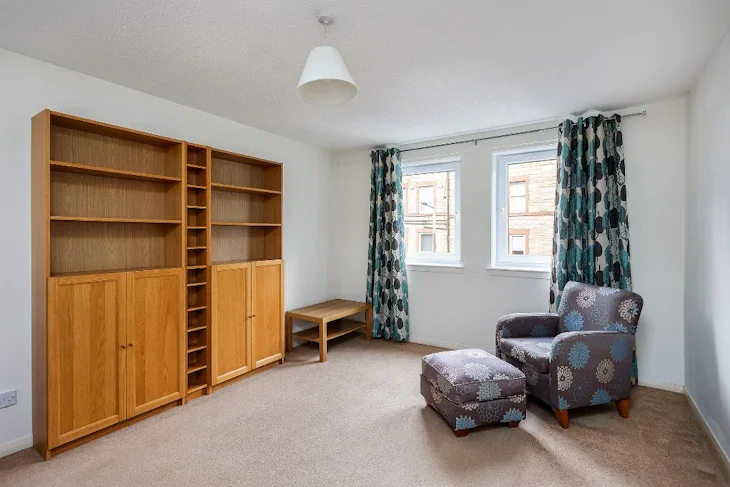 Flat Bryson Road in City of Edinburgh