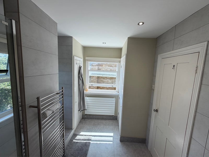 Room Maxwell Road in Greater London