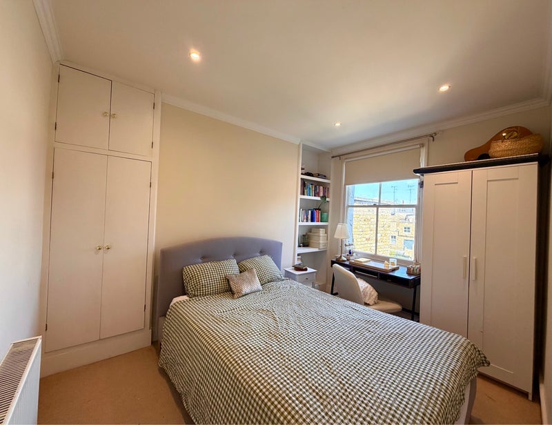 Room Maxwell Road in Greater London