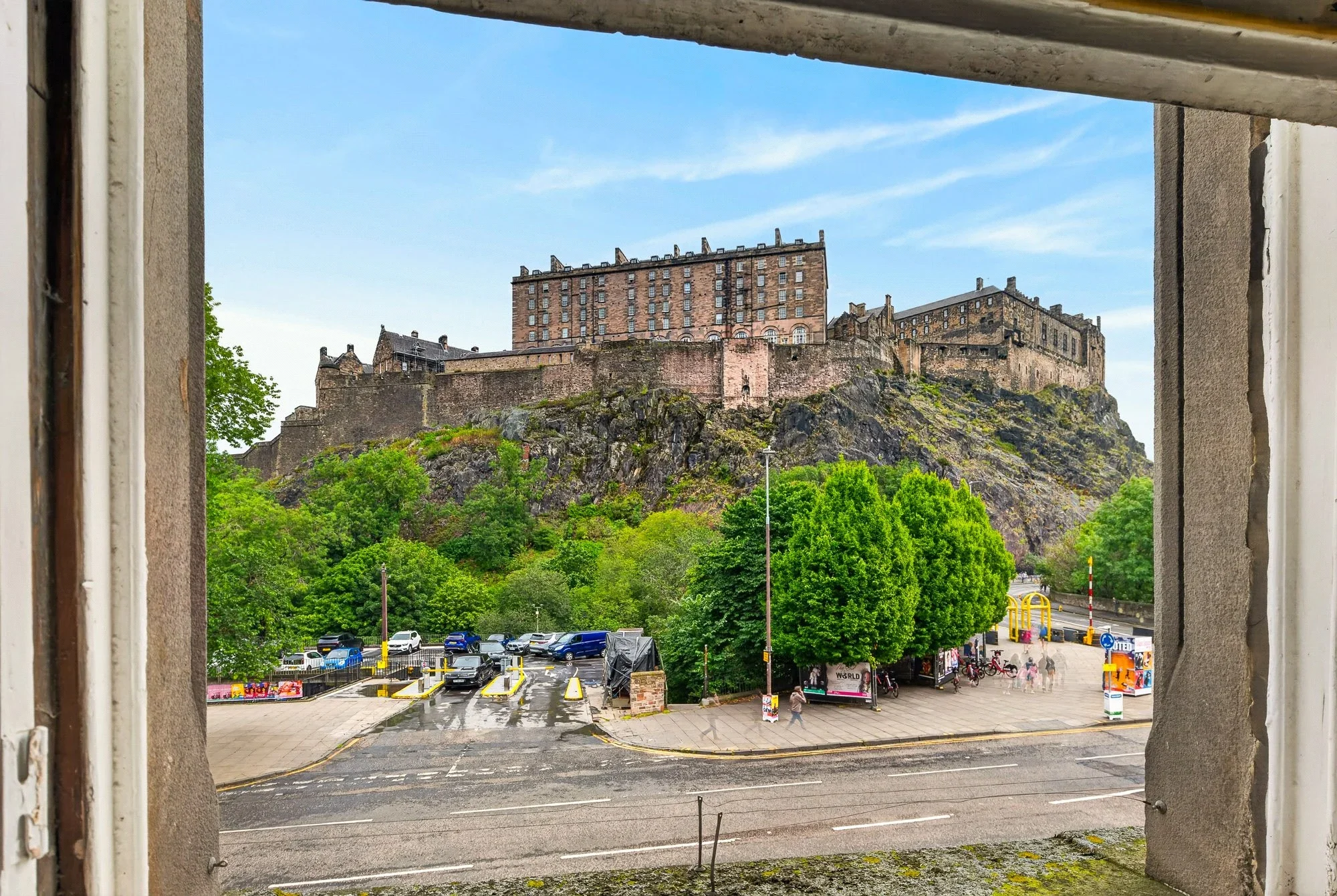 Flat Castle Terrace in City of Edinburgh