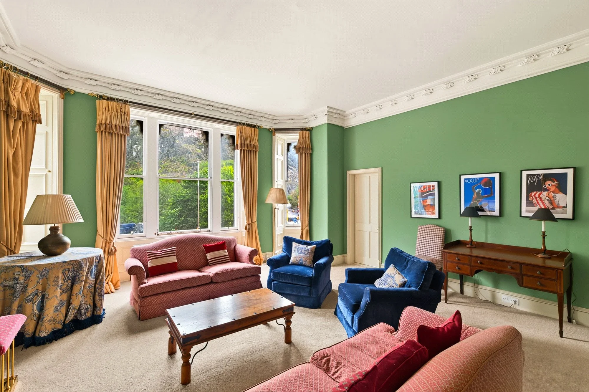 Flat Castle Terrace in City of Edinburgh