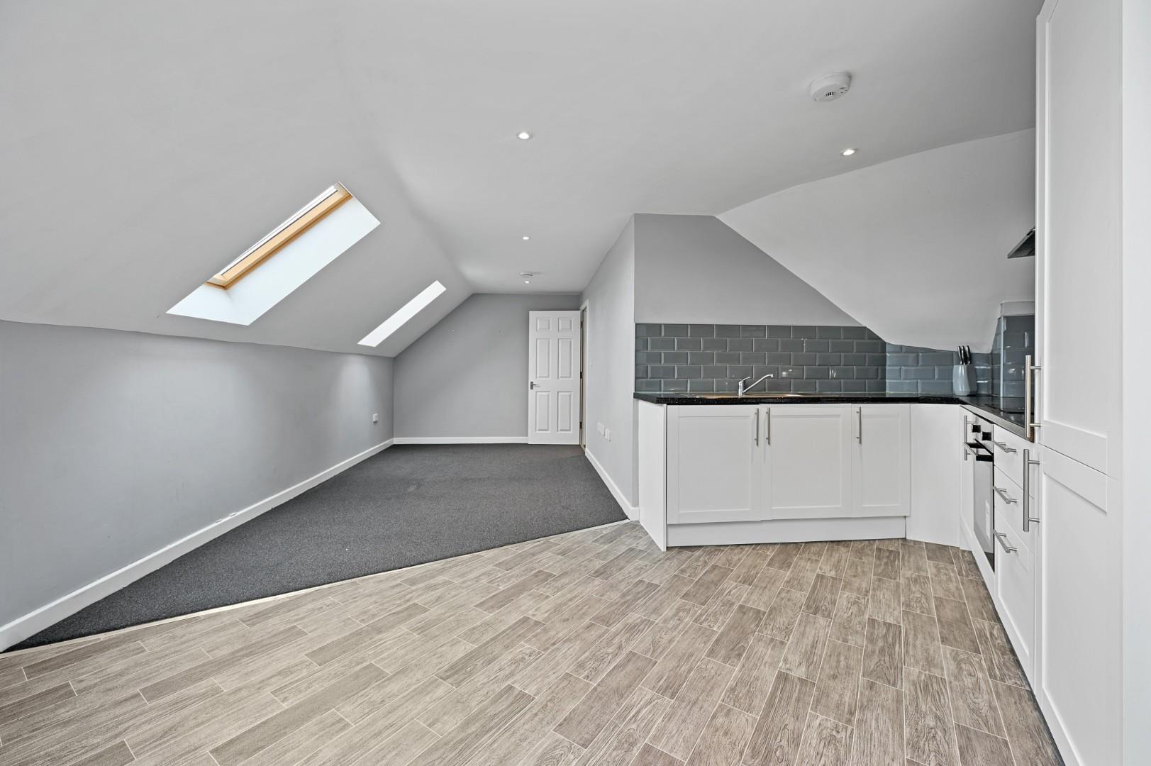 Flat Nelson Road in London