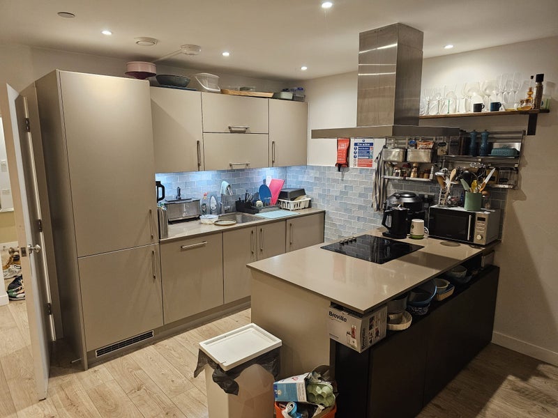 Room Rotherhithe New Road in Greater London