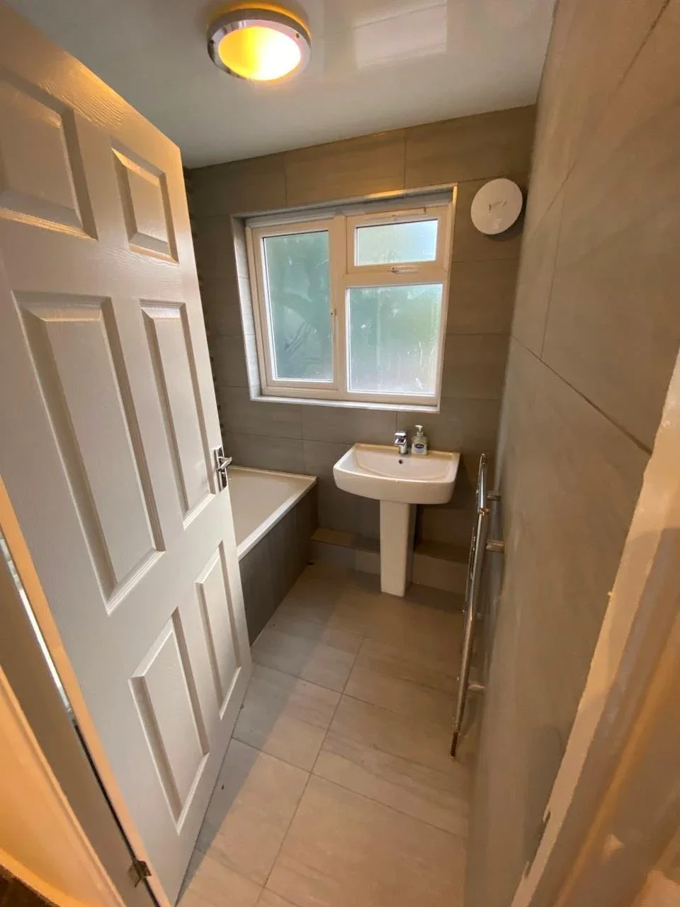 House Old Farm Close in Greater London
