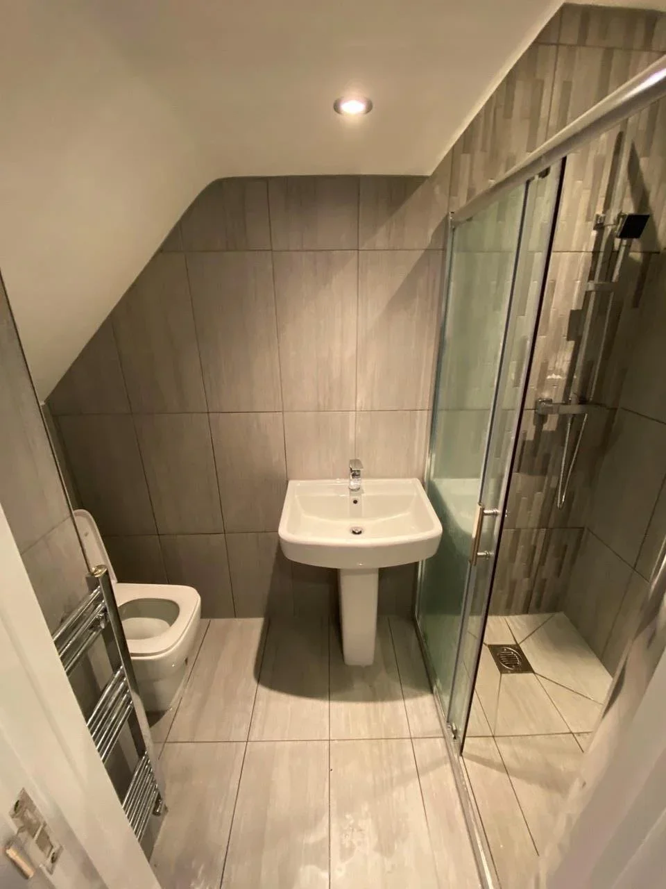 House Old Farm Close in Greater London
