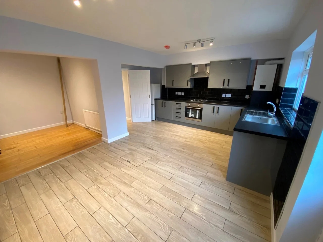 House Old Farm Close in Greater London