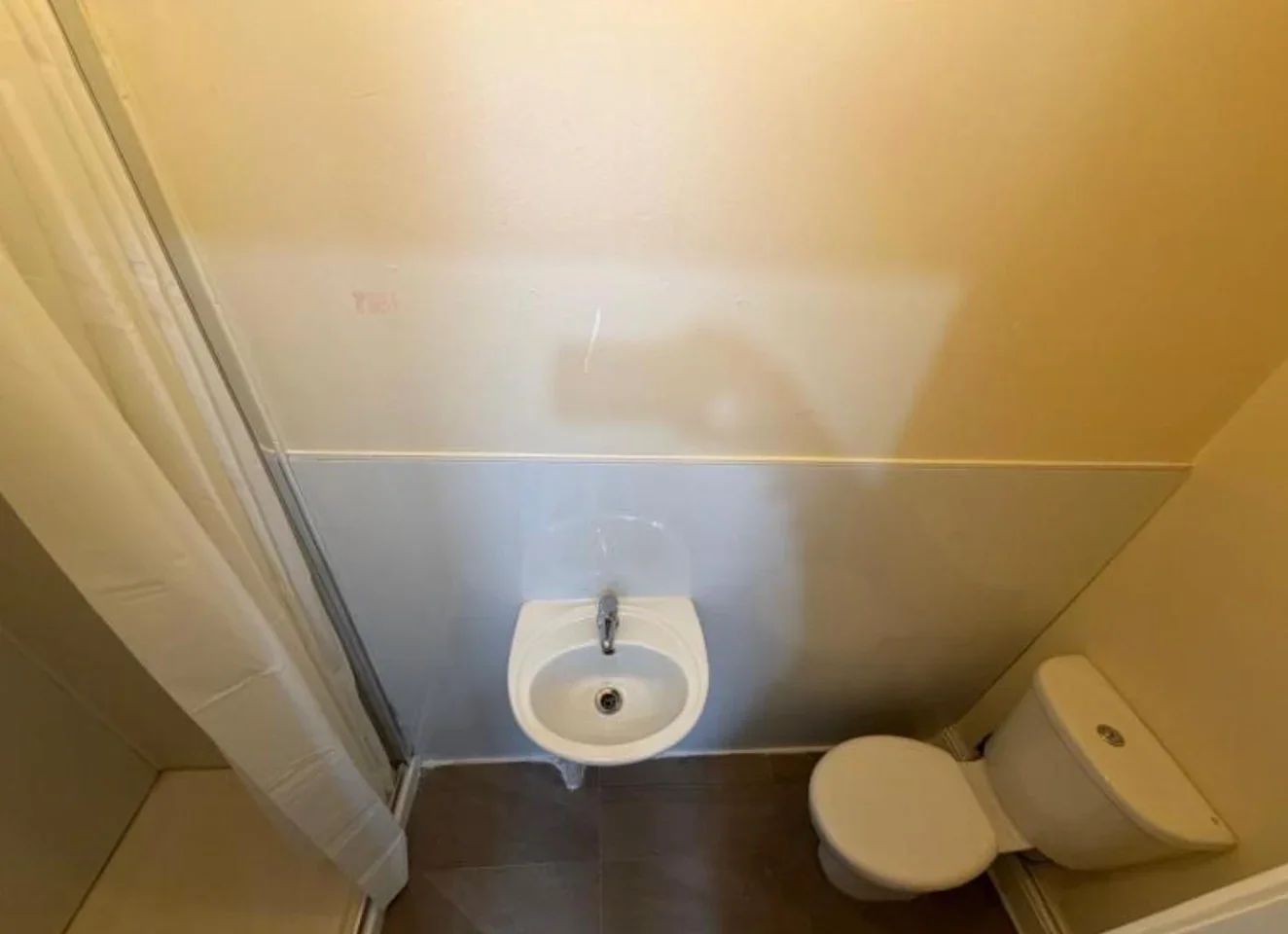 Flat St. Marys Road in Greater London