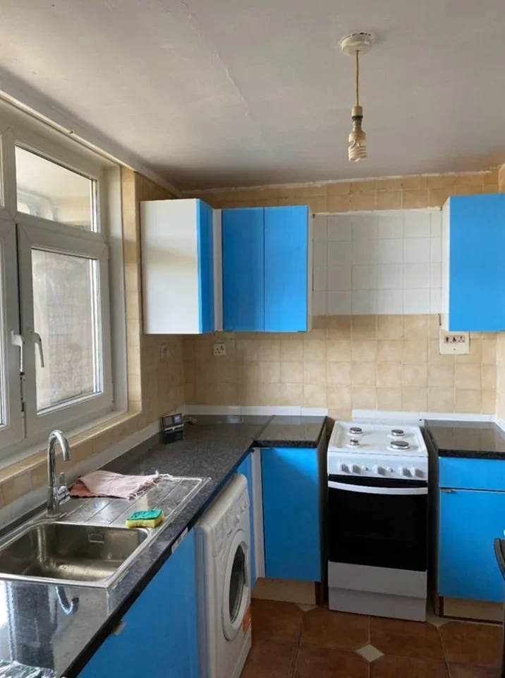 Room Cambridge Heath Road in Greater London