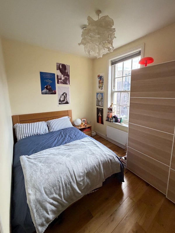 Room Camden Road in Greater London