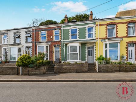 House Bay View Terrace in Swansea