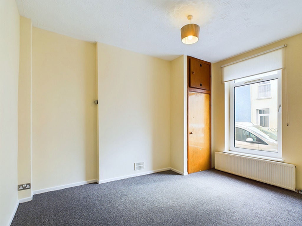 Flat Mansel Street in Carmarthen