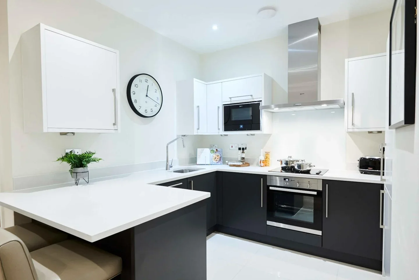 Flat Rainville Road in Greater London