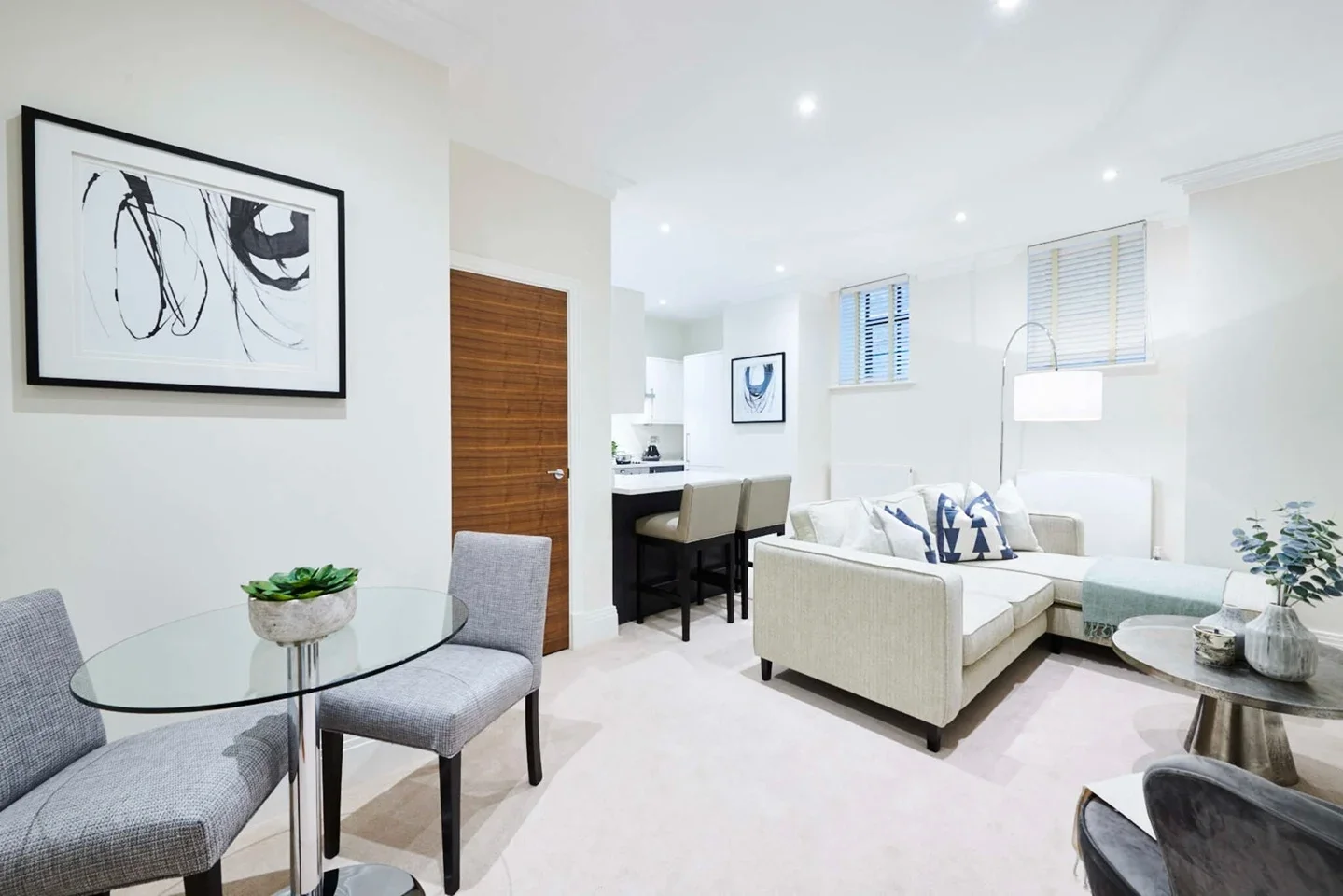 Flat Rainville Road in Greater London