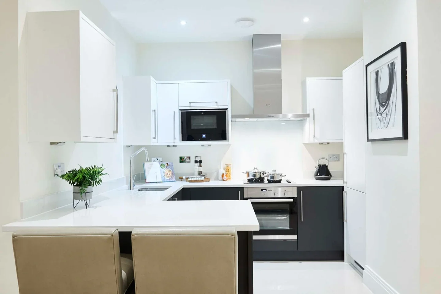 Flat Rainville Road in Greater London