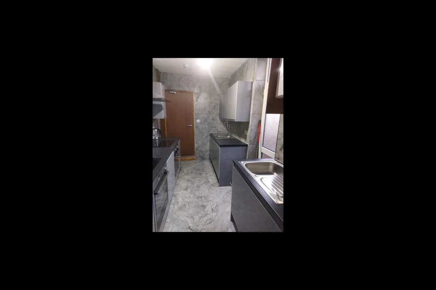 Room Summer House Avenue in Greater London