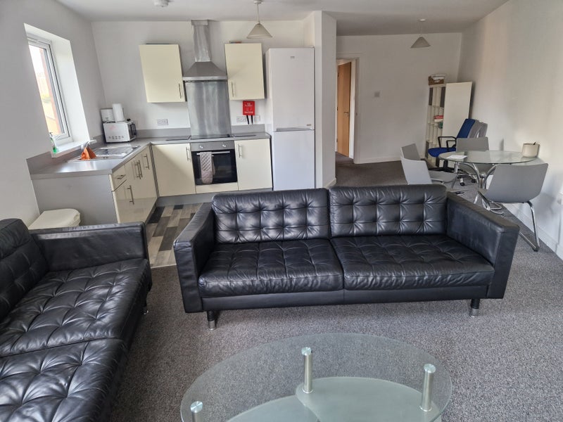 Room Blackfriars Road in Salford