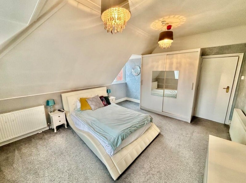 Room Crabton Close Road in Bournemouth