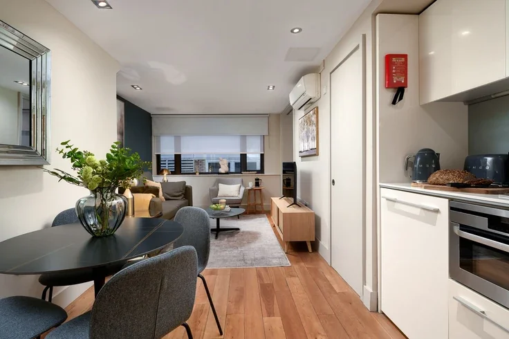 Flat Eastcheap in City of London