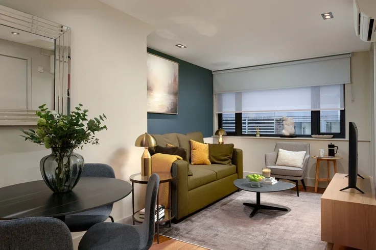 Flat Eastcheap in City of London