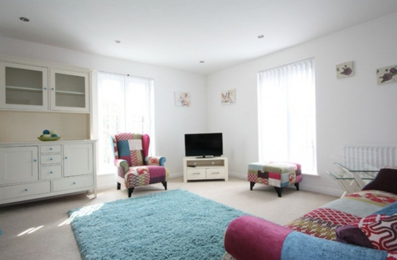 Flat Goddard Court in Gedling