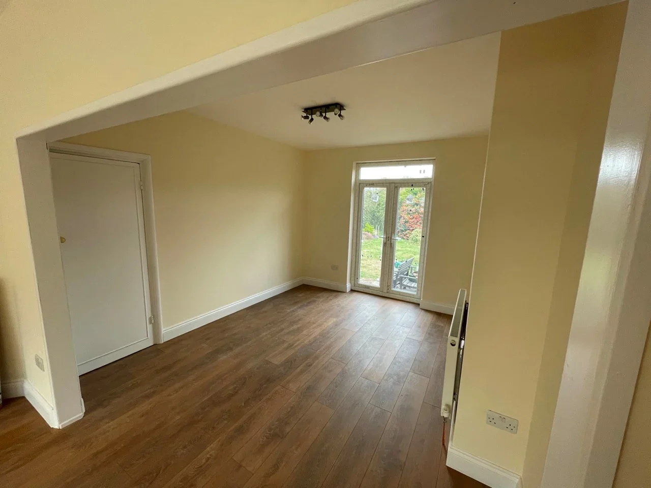 House Danson Crescent in Greater London