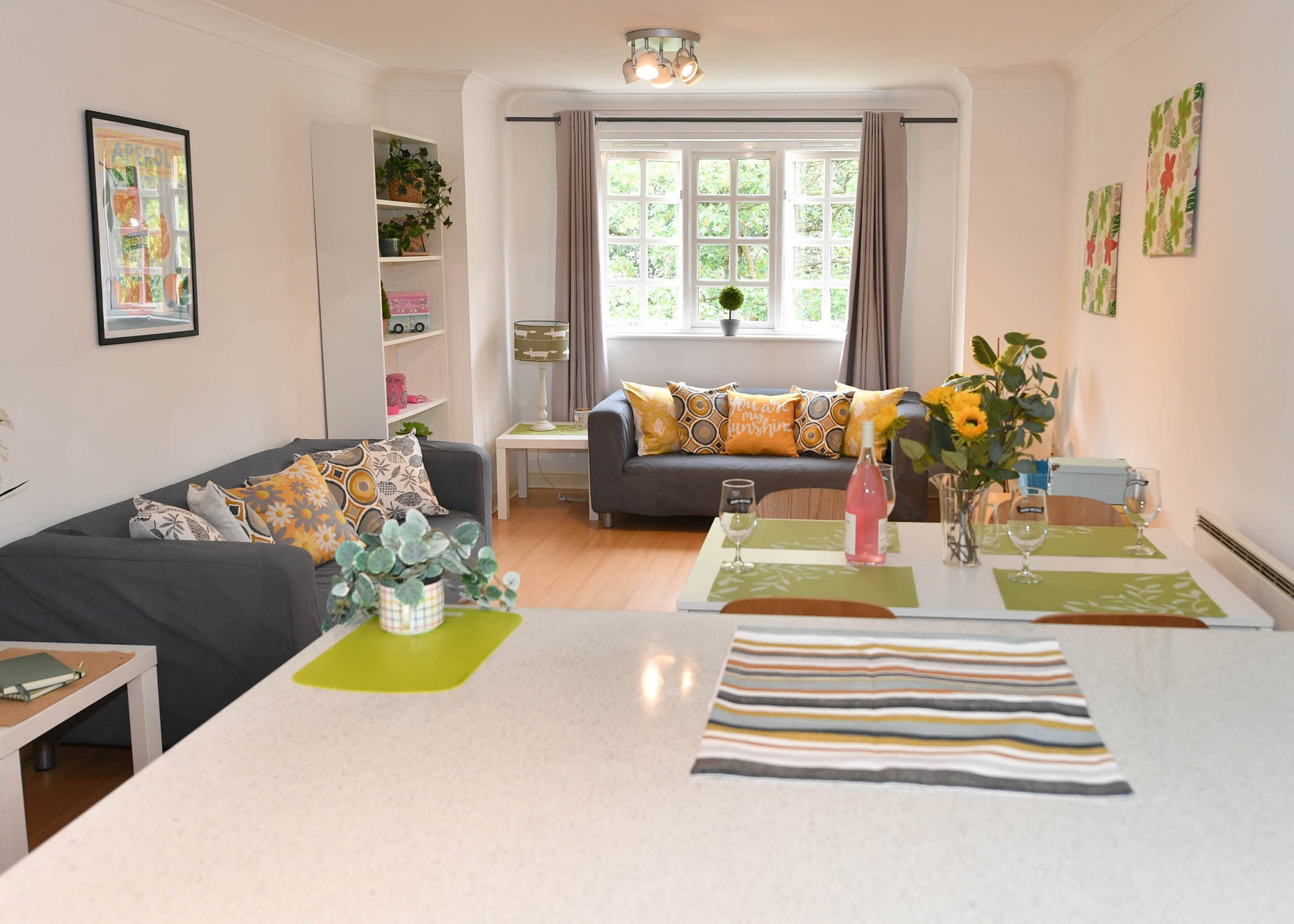 Flat Hadfield Close in Manchester