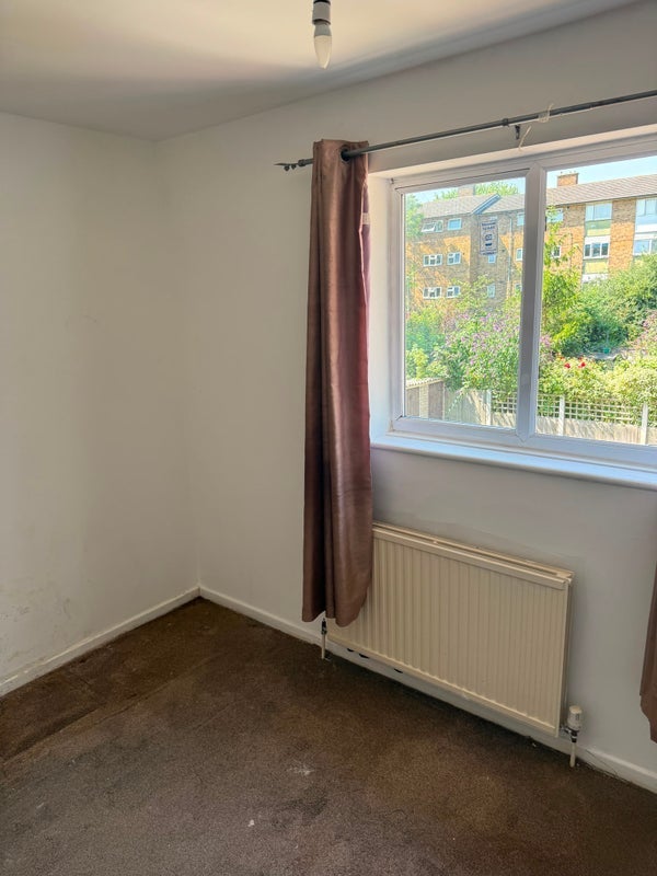 Room Upper Mayne in Basildon