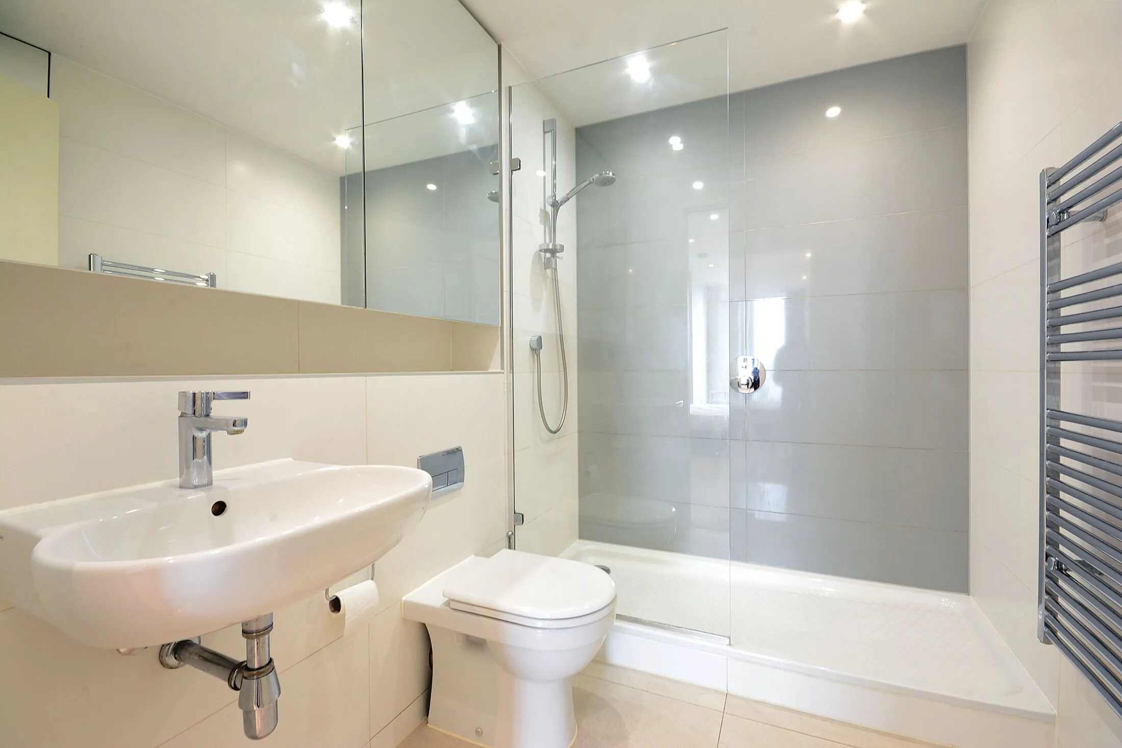 Flat Walworth Road in London
