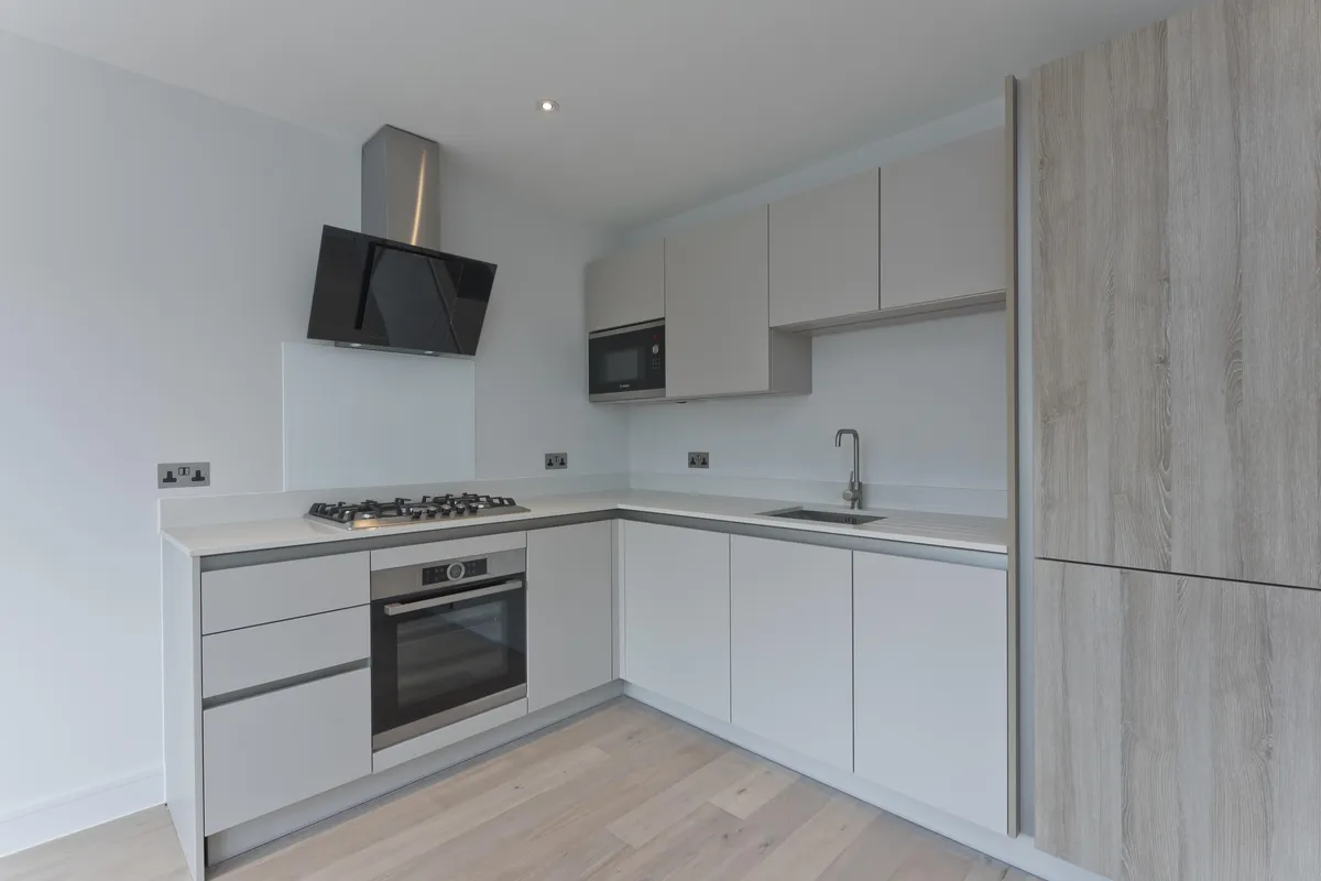 Flat Hare Lane in Elmbridge