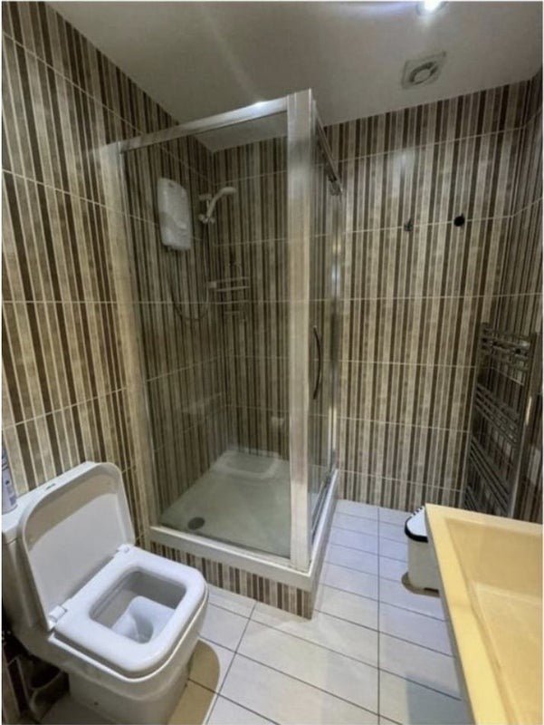 Room Strathdon Drive in Greater London