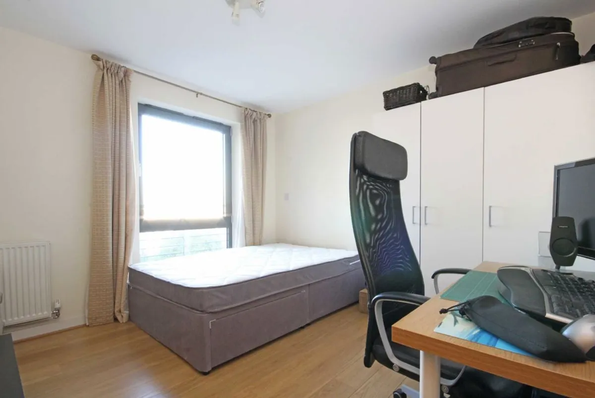 Flat Uxbridge Road in Greater London
