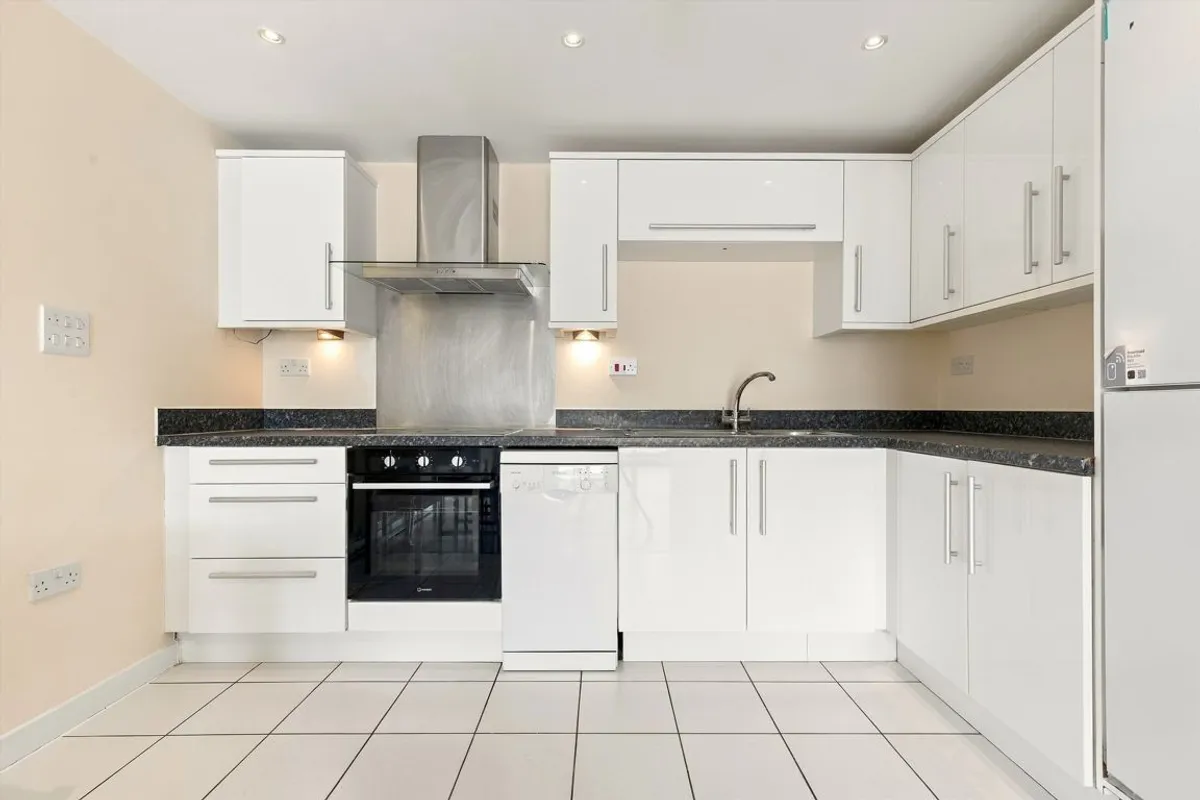 Flat Uxbridge Road in Greater London