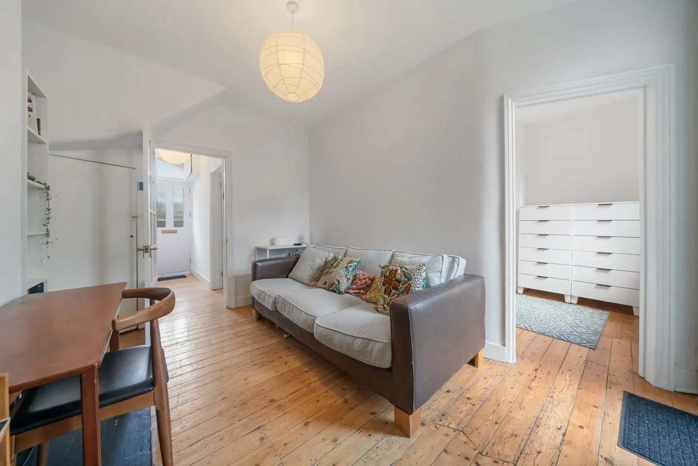 Flat Brighton Avenue in Greater London