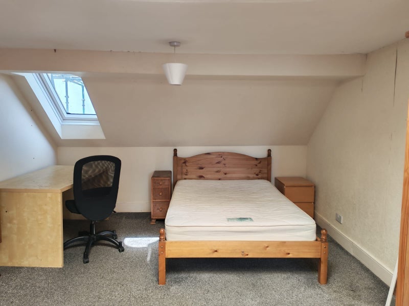 Flat Warrender Park Terrace in City of Edinburgh