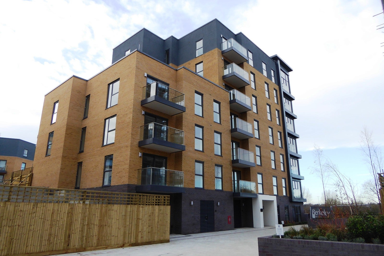 Flat Padworth Avenue in Reading